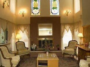 Hotel Surestay By Western Kansas Country North 3*