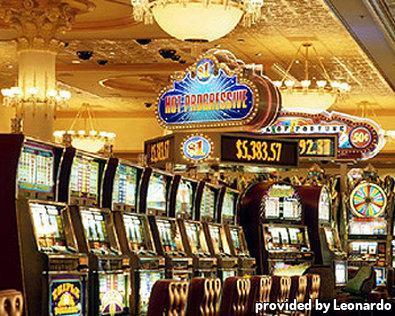 Surestay By Western Kansas Country North Hotel 3*