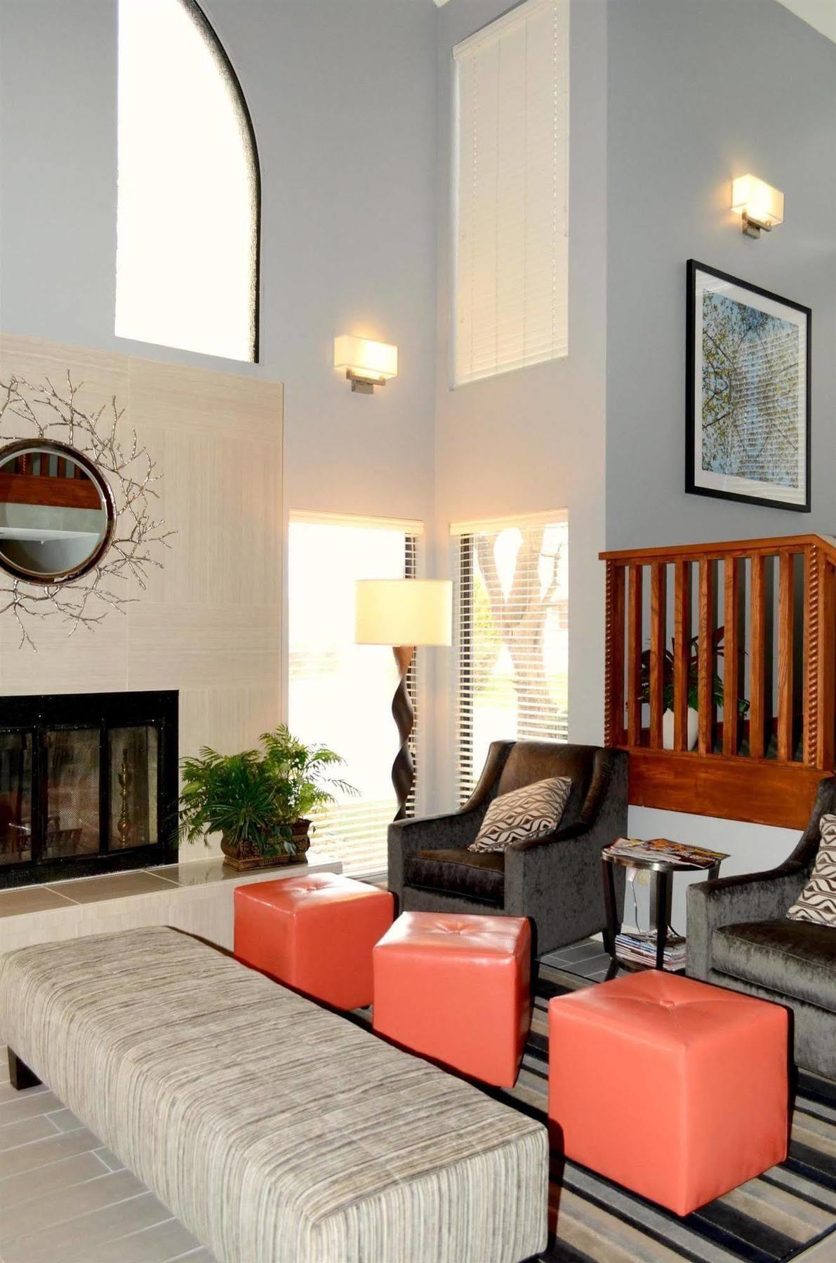 Hotel Surestay By Western Kansas Country North 3*